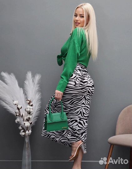 Костюм двойка 42р до 48 размер