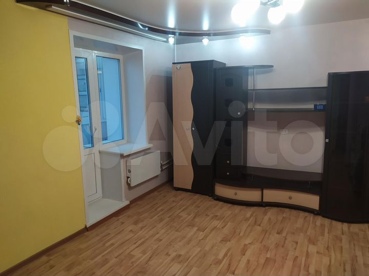 1-к. квартира, 35 м², 4/9 эт.