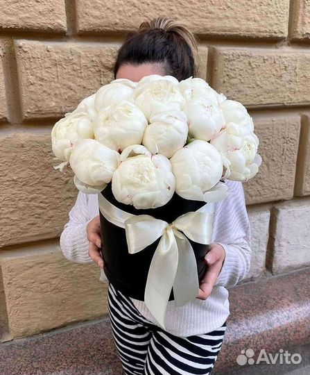 Пионы Букет пионов Доставка цветов