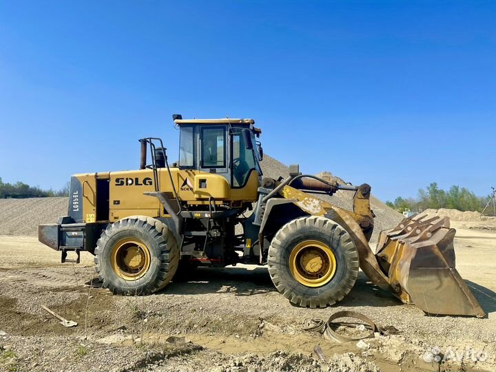 Фронтальный погрузчик SDLG (LGCE) LG956L, 2012