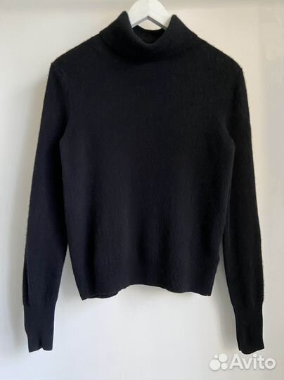 Кашемировая водолазка Uniqlo