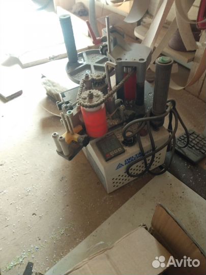 Ручной кромочный станок