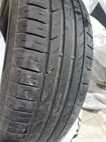 Tracmax F107 215/55 R17