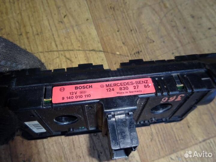 Блок управления отопителем Mercedes Benz W124 198