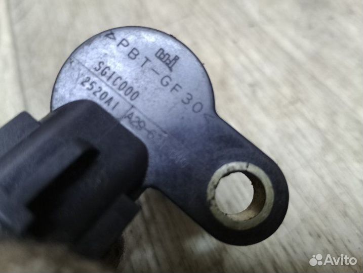 Датчик распредвала передний Nissan Almera N16 1.5