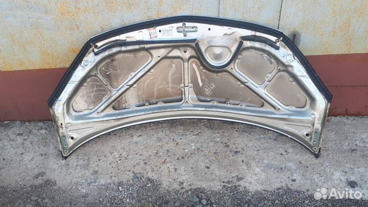 Капот Toyota Previa2/Estima