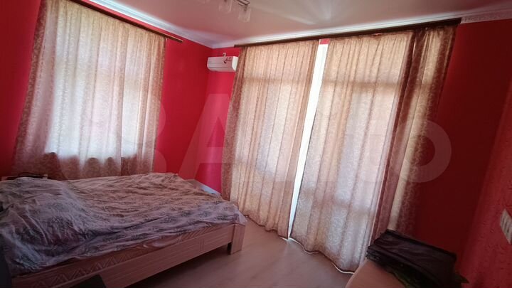 3-к. квартира, 98 м², 4/5 эт.