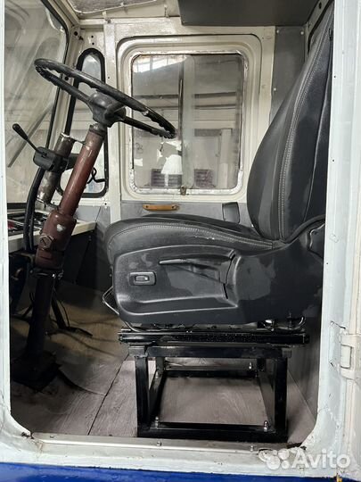 Вилочный погрузчик ЛЬВОВСКИЙ ПОГРУЗЧИК (ЛЕВ) АП-4045, 1994