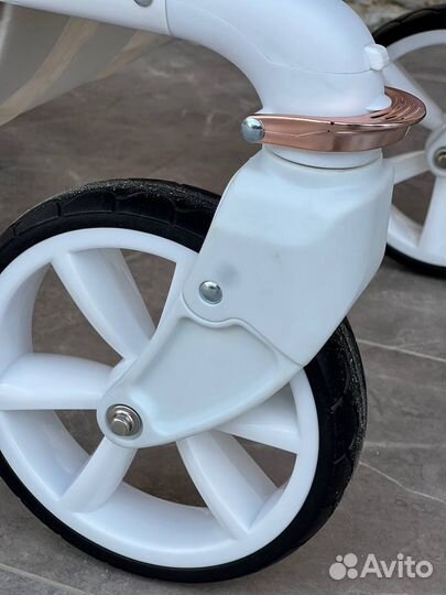 Новые Детская прогулочная коляска Teknum, эко-кожа