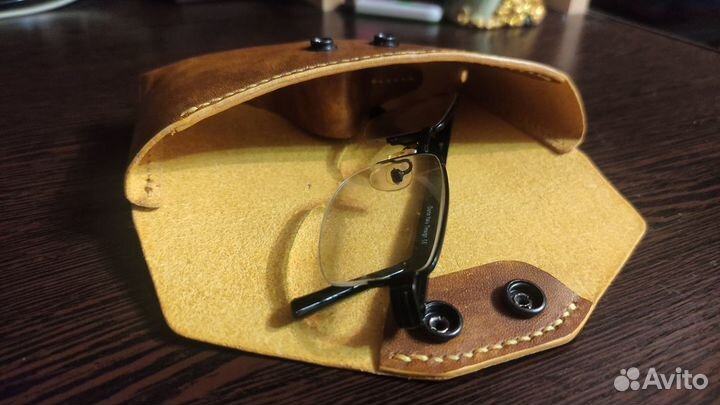 Очечник / Футляр для очков