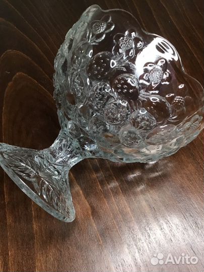 Конфетница креманка на ножке Чехословакия