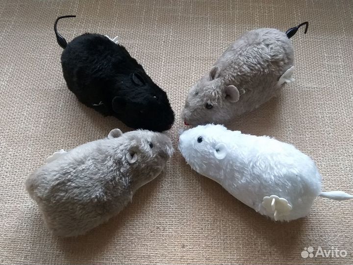 Мышка для кошки