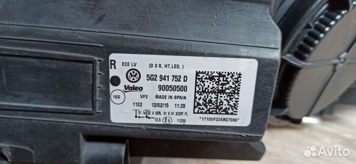 Фара Volkswagen Golf 7 R xenon