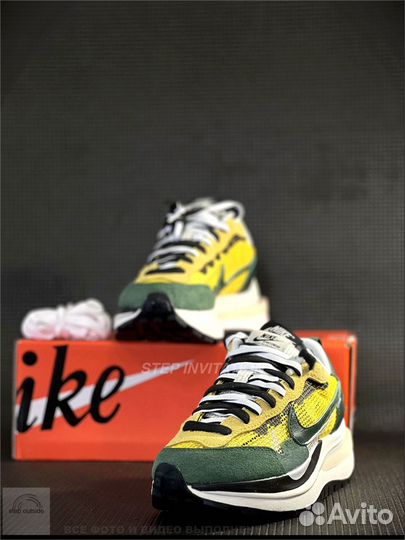 Nike sacai vaporwaffle