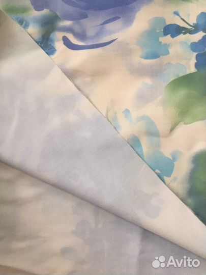 Отрез ткани плащевка