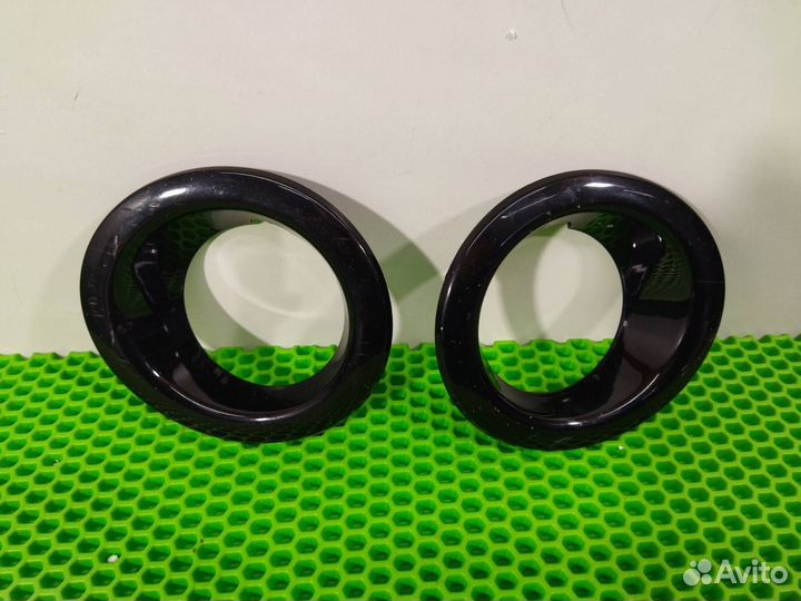 Накладка противотуманной фары Land Rover Range