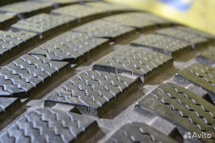 Kumho I'Zen KW27 245/50 R18