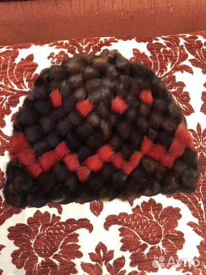 Шапка из вязаной норки