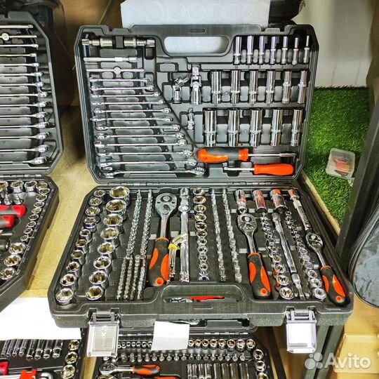 Набор инструментов 219