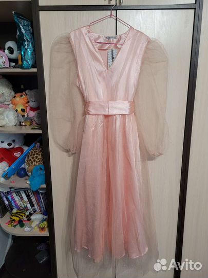 Платье 46 размера