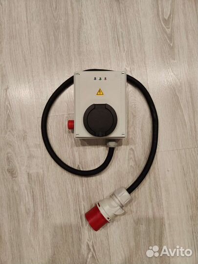 Зарядная станция для электромобиля