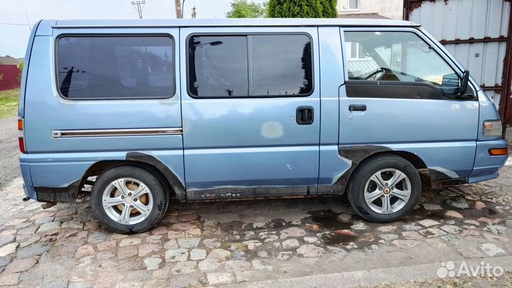 Mitsubishi L300 2.5 МТ, 1993, 552 000 км
