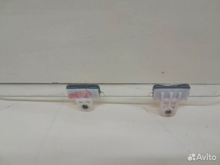 Стекло двери передней левой Nissan Almera Classic