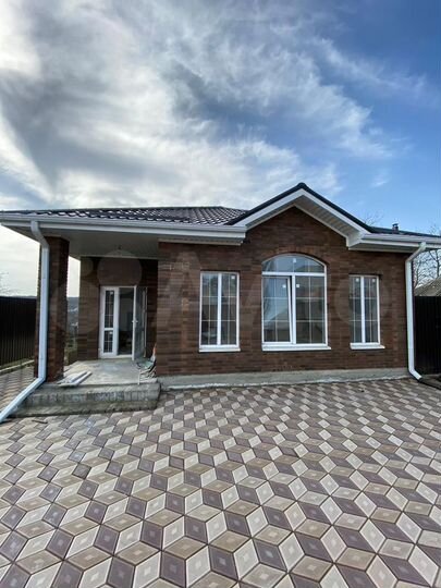 Дом 110 м² на участке 4 сот.