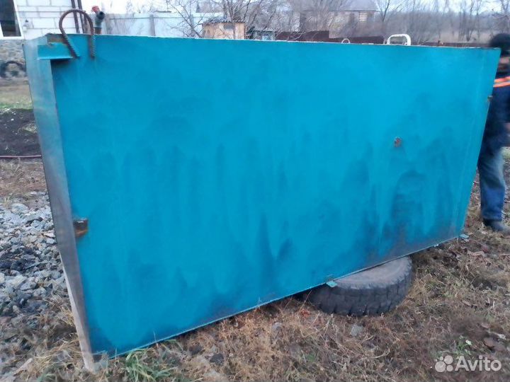 Емкость для воды металлическая