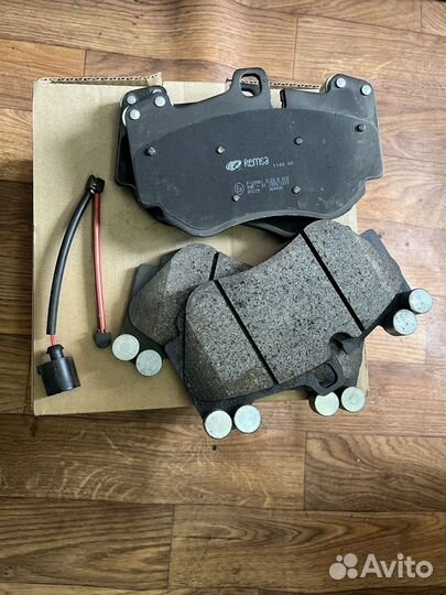 Колодки тормозные на Porsche
