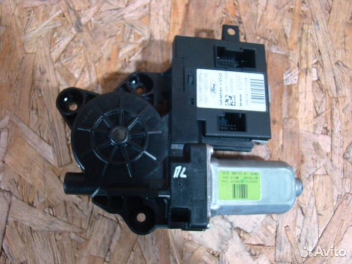 Ford Kuga 1 Моторчик стеклоподъемника П.L