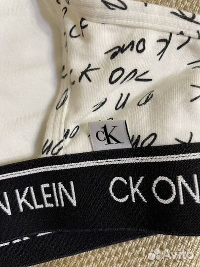 Топ Calvin Klein XS