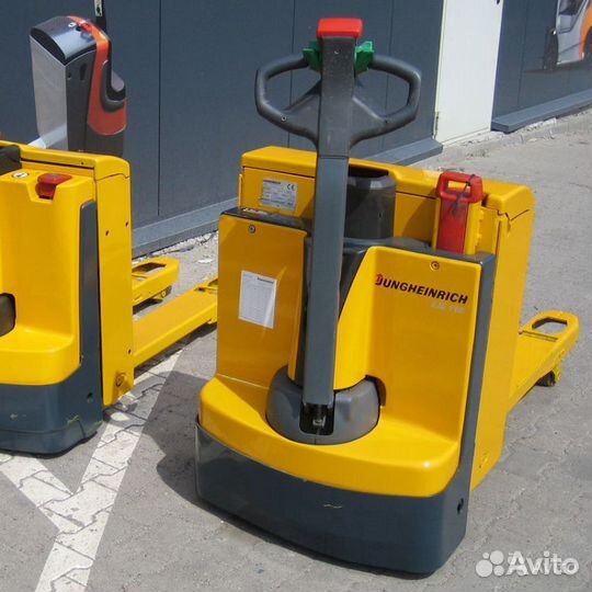 Самоходные складские тележки б/у