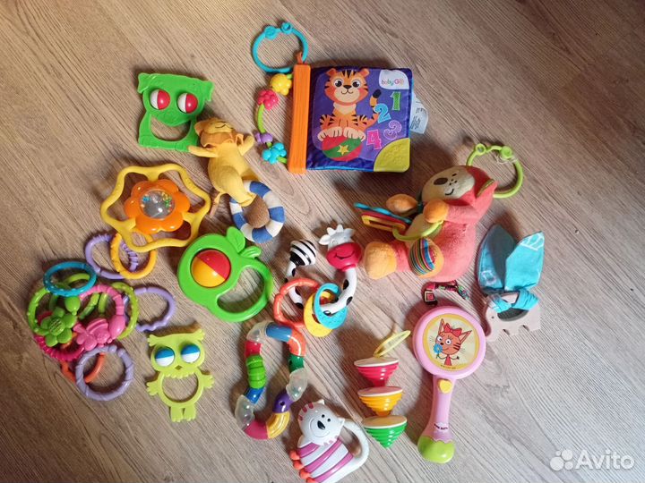 Игрушки для малыша
