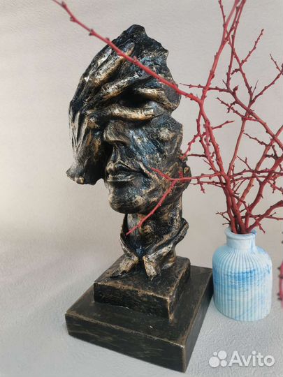 Статуэтка тишина, молчание и грусть