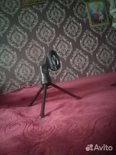 Студийный микрофон