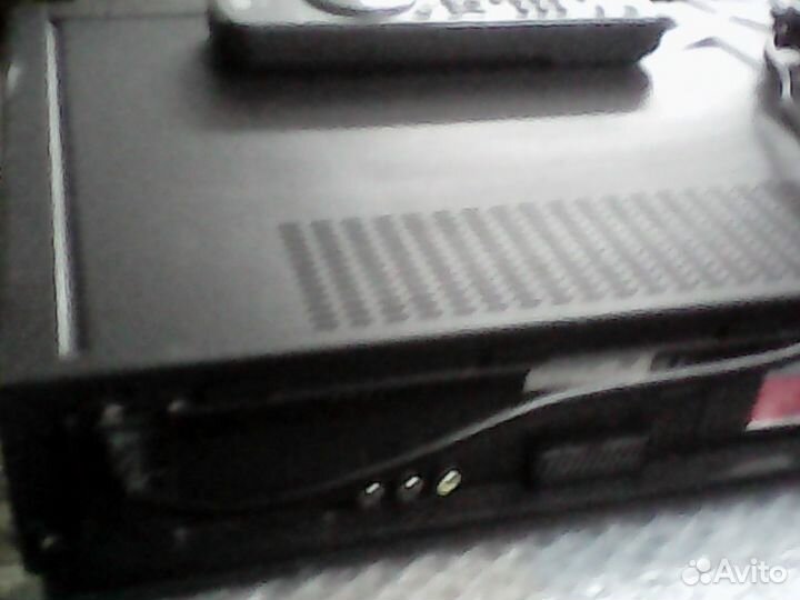 Видеомагнитофон Sony 580