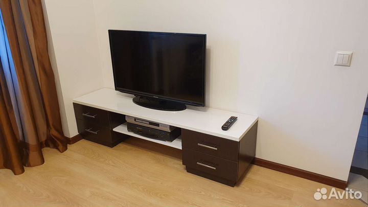 Тумба под телевизор