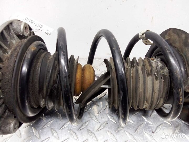 Амортизатор передний L BMW 3-Series F30 6791551