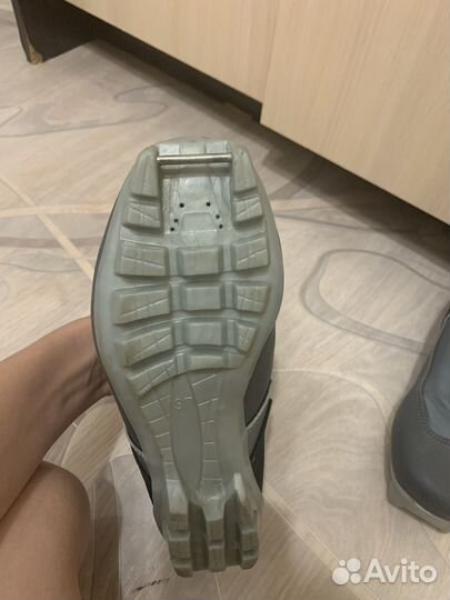 Лыжные ботинки