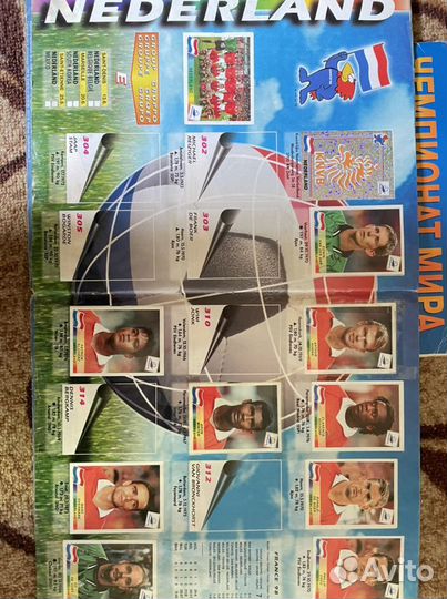 Журналы футбольные с наклейками