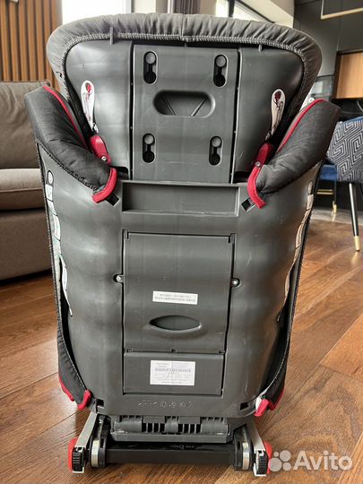 Автокресло Porsche