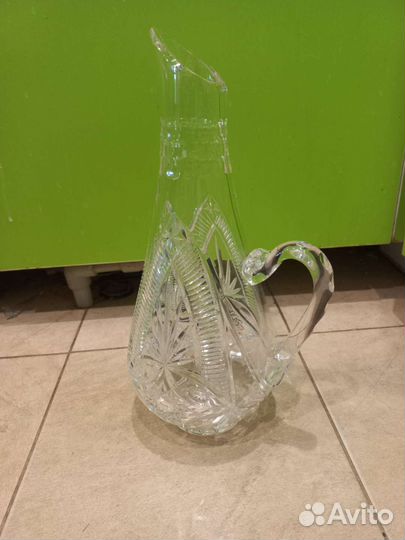 Хрустальный кувшин