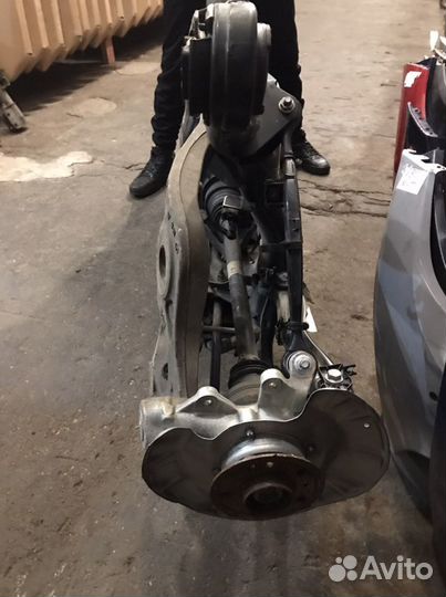 Задний подрамник Mercedes X166 GL 166 ML 166 GLS