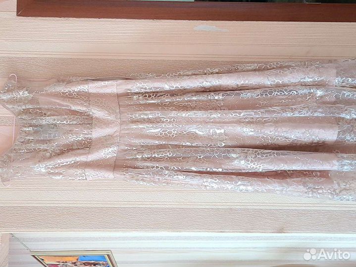 Платье 48 размер новое