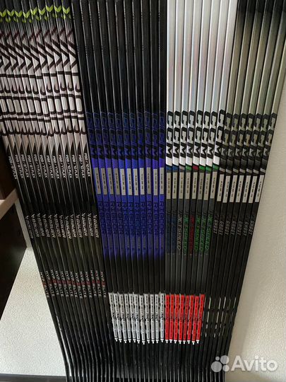 Профессиональные хоккейные клюшки Bauer и CCM