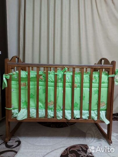 Бортики в детскую кроватку