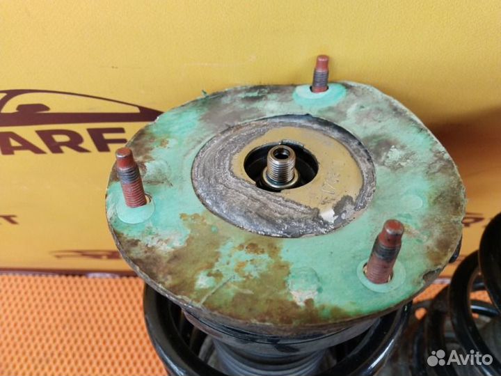 Амортизатор задний Land Rover Freelander 2 L359