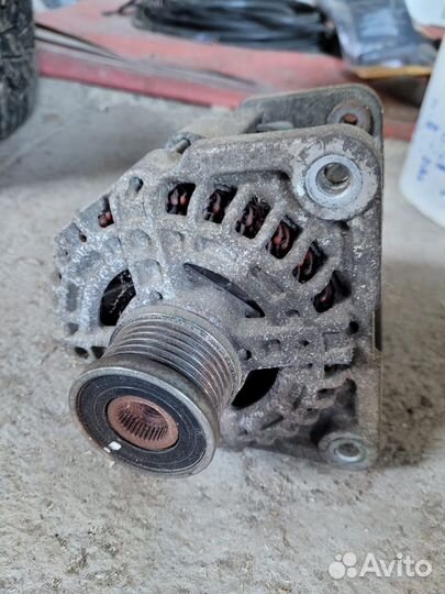 Генератор на nissan qashqai