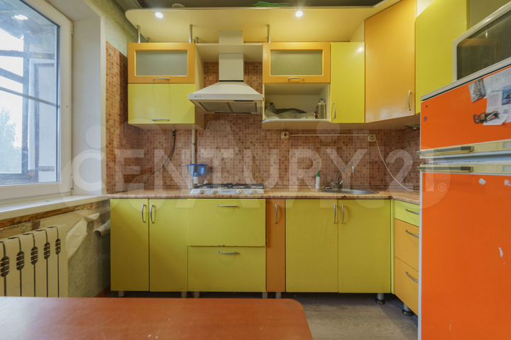 2-к. квартира, 55 м², 3/9 эт.